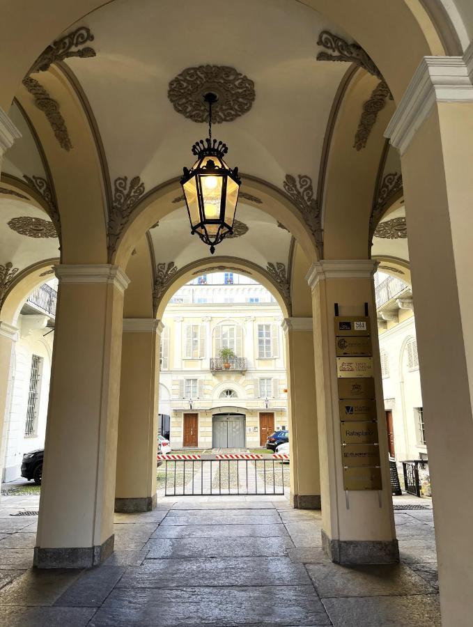 Corte Des Ambrois By Apartments To Art 토리노 외부 사진
